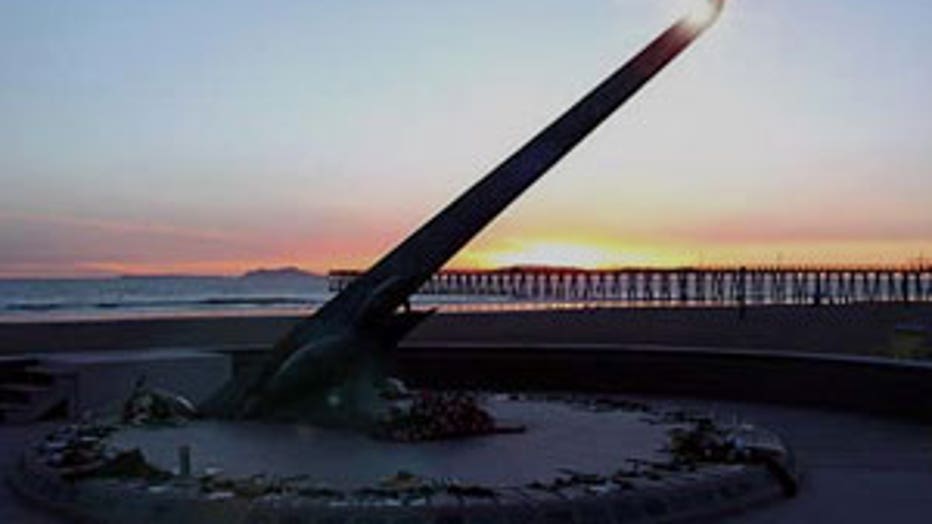 sundial memorial photo