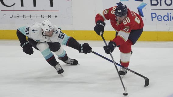 Shane Wright scores as Seattle Kraken fall 4-1 to Lightning