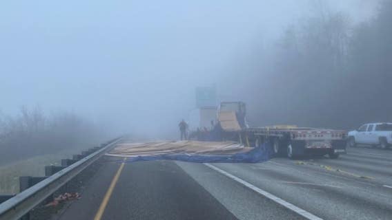 Semi-truck crash snarls traffic on northbound I-5 near Kent, WA