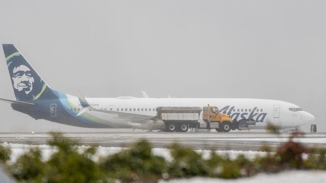 Dozens of flights delayed, canceled at Sea-Tac Airport