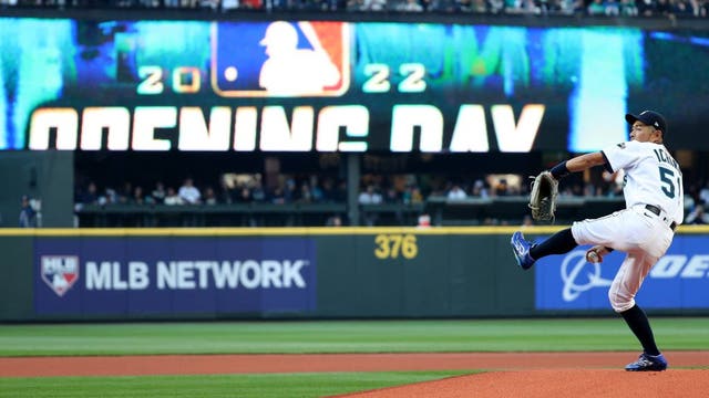 Ichiro Suzuki to throw first pitch at Mariners' Opening Day