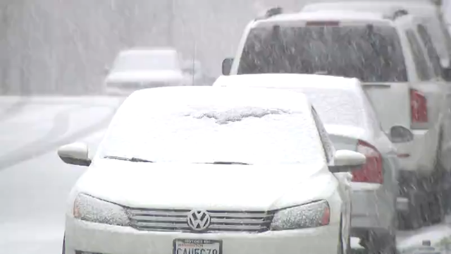 Snoqualmie Pass driving conditions worsen with winter storm in WA