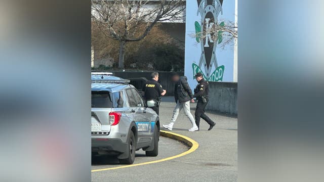 Juvenile arrested after bringing gun to Kentwood High School, lockdown lifted