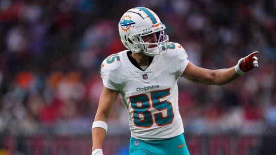 Seattle Seahawks sign WR River Cracraft, LB Josh Ross