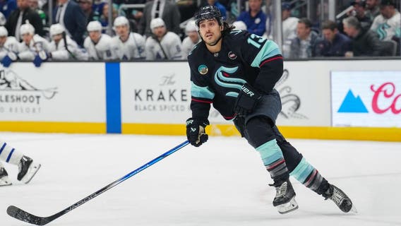 Seattle Kraken trade Brandon Tanev to Jets for 2027 second-round pick