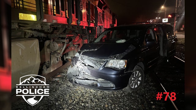 Taxi driver arrested for DUI after car struck by train in Bellingham, WA