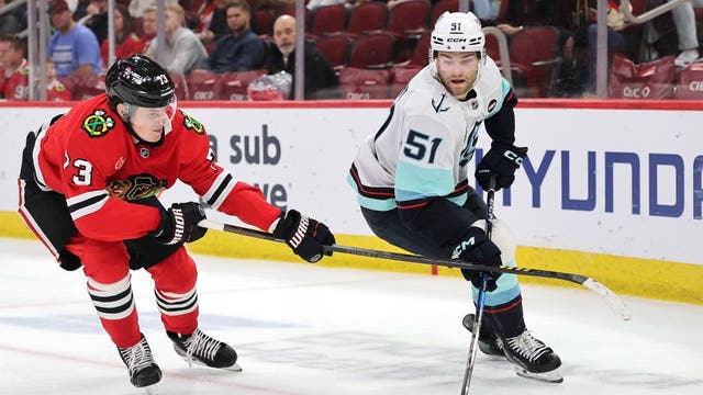 Six unanswered goals lead Seattle Kraken to 6-2 rout over Blackhawks