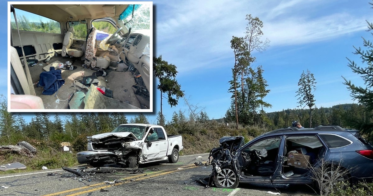 Several people airlifted after multi-car crash | FOX 13 Seattle