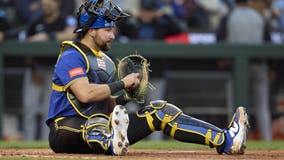 Gilbert leaves start early for Seattle Mariners and Moore's error helps Marlins win 8-4