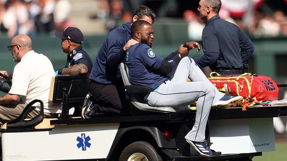 Seattle Mariners place Victor Robles on injured list with dislocated left shoulder