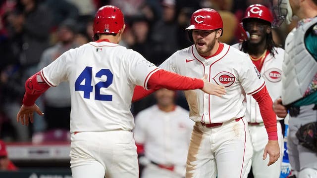 Luis Castillo allows six runs as Seattle Mariners lose 8-4 to Reds