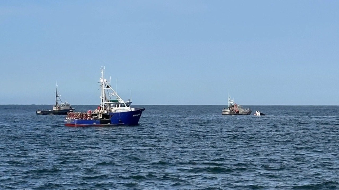 Coast Guard suspends search for WA captain | FOX 13 Seattle