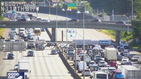 Lanes reopen after semi-truck crash on I-5 in Seattle