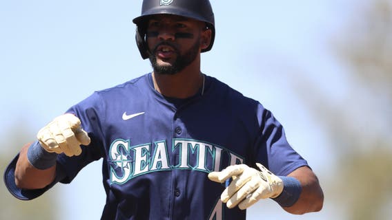 Seattle Mariners rally from 5-run deficit to beat Athletics 6-5 and win 9th straight series