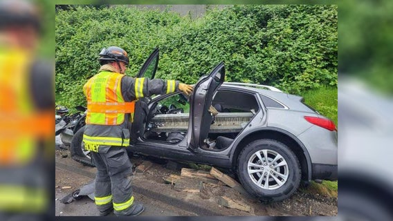 Guardrail pierces through car in I-5 crash near Everett, WA
