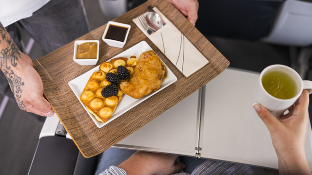Alaska Airlines launches 'Chef's Table' dining experience with West Coast chefs