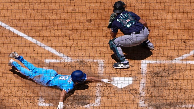 Rangers beat out Seattle Mariners in Texas, ending four-game losing streak