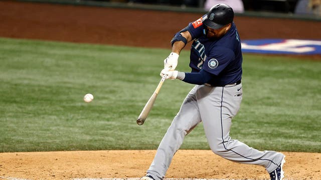 Seattle Mariners claim sixth straight win, eighth straight series with 2-1 victory over Rangers
