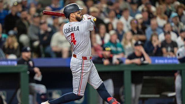 Cal Raleigh sets MLB record, but bullpen collapses as Seattle Mariners lose 12-6 to Twins