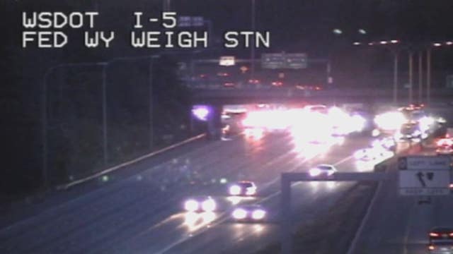 Pedestrian killed in crash on I-5 in Federal Way, WA