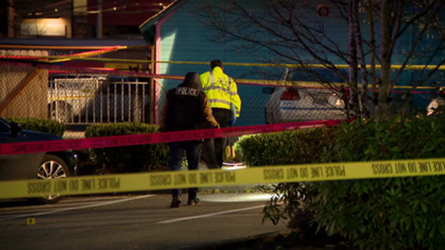 New safety regulations for late-night lounges in Seattle go into effect