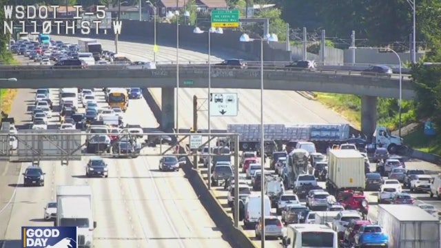 Lanes reopen after semi-truck crash on I-5 in Seattle