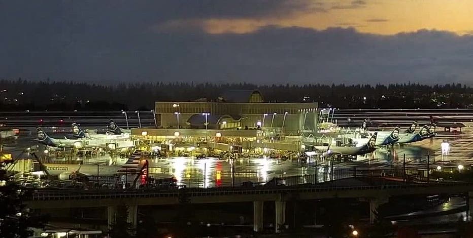 Filipino father with green card detained at Sea-Tac Airport, ICE facility bound
