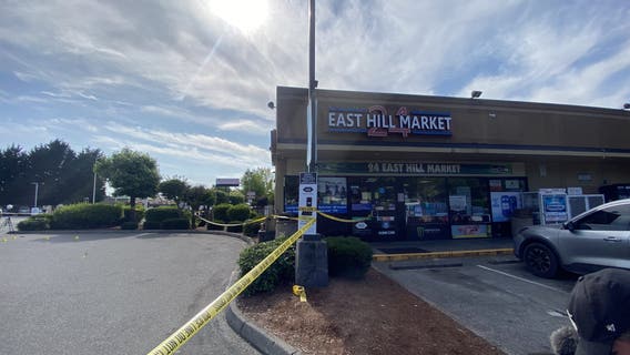 Witnesses: Driver fatally shot, crashes into other cars in Kent, WA