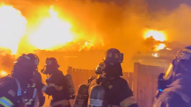 One injured, 11 displaced after apartment fire in Puyallup, WA
