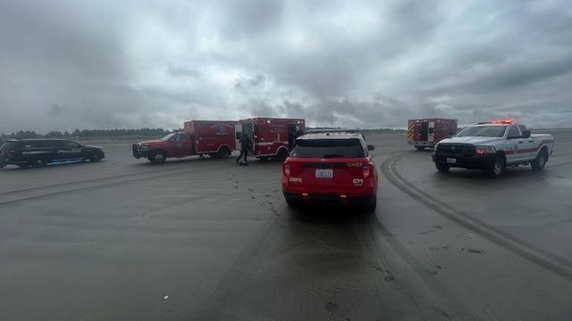 2 fishermen hit by waves, killed in Ocean Shores, WA