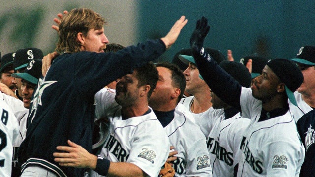 Seattle Mariners to retire Randy Johnson's No. 51 jersey in 2026