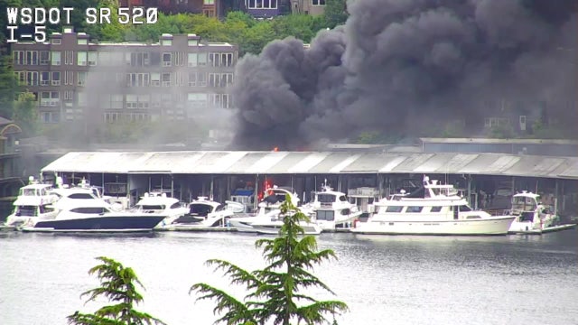 Boat catches fire in Seattle marina on Lake Union