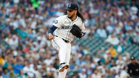 Luis Castillo tosses seven scoreless innings, Seattle Mariners beat Pirates 1-0