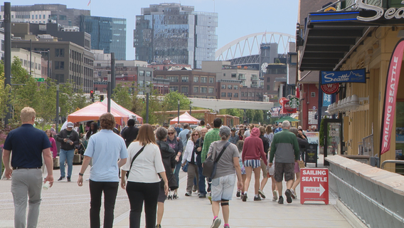 Massive crowds expected along Seattle waterfront this weekend