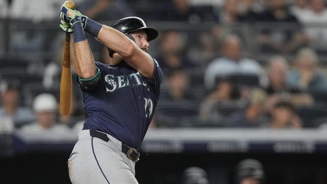 Cal Raleigh surpasses Ken Griffey Jr. for most pre-All-Star break homers