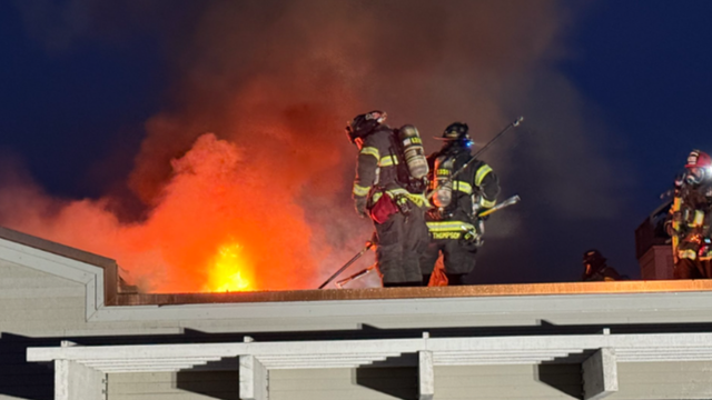 Crews extinguish 2-alarm Normandy Park house fire