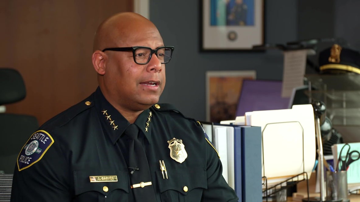 LIVE: Seattle mayor announces resignation of Chief Barnes
