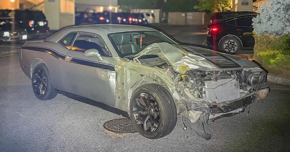 20-year-old smashes cars, arrested for DUI in Lynnwood | FOX 13 Seattle