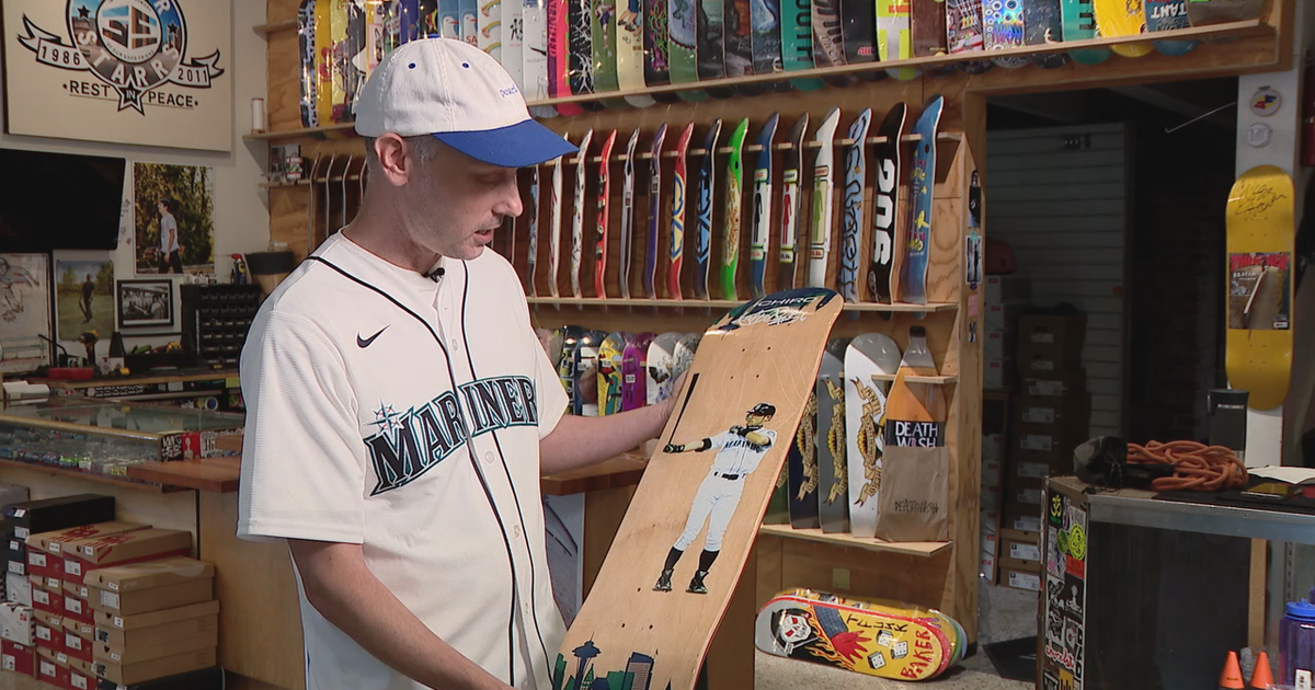 skate-deck.png?ve=1&tl=1