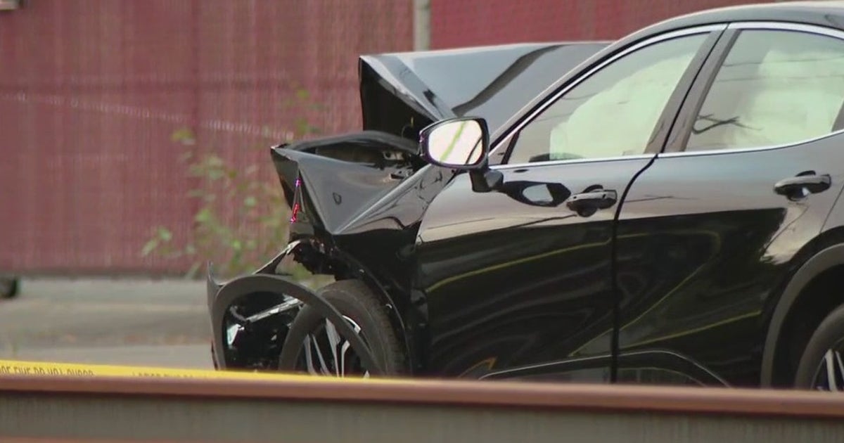 Deadly crash investigation underway in Seattle | FOX 13 Seattle