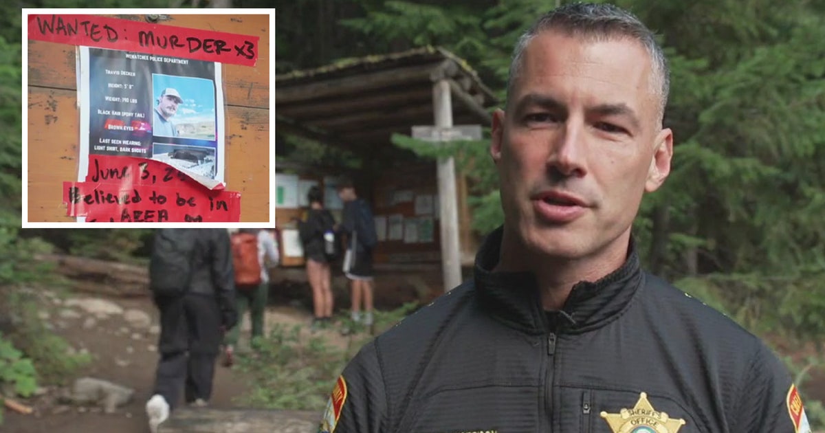 Manhunt for Travis Decker turns up new murder details, no leads | FOX ...