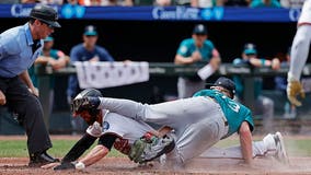 Late rally attempt falls short as Seattle Mariners lose 5-3 to Orioles after rain delay