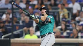 Cal Raleigh hits 46th home run, Seattle Mariners rally for 11-9 win over Mets