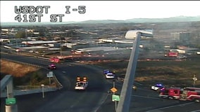 Fatal crash leads to brush fire along I-5 in Everett, WA