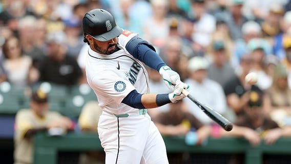 Eugenio Suárez three-run home run lifts Seattle Mariners to 4-3 win over Padres