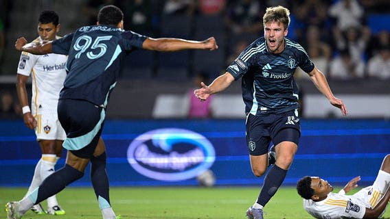 Pedro de la Vega, Osaze De Rosario lead Seattle Sounders to Leagues Cup final with 2-0 win over LA Galaxy