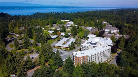 These are the best community colleges in WA, OR