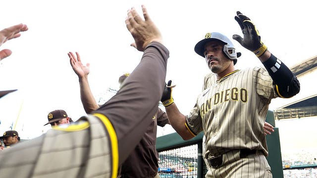 Seattle Mariners fall 7-6 to Padres behind Ramón Laureano grand slam