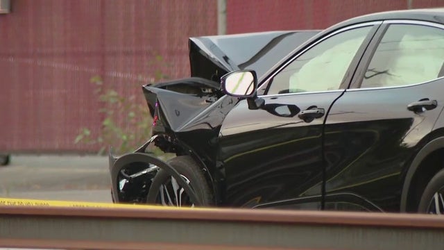 Pedestrian struck and killed by SUV in Seattle's Rainier Beach neighborhood