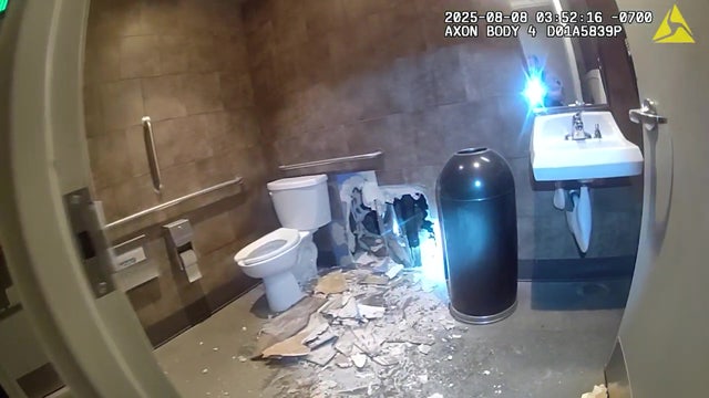 Burglars use tunnel to break into Kingston, WA Starbucks